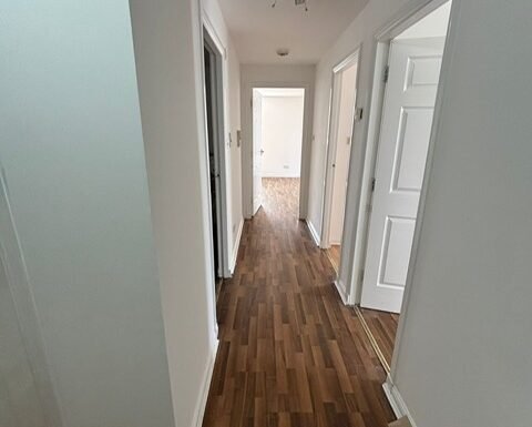 5701ee4b-d0f2-4e10-8b2e-cd27d9c44606