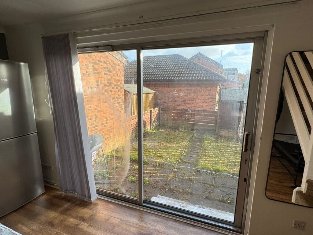 WhatsApp Image 2025-10-28 at 12.35.55 (1)