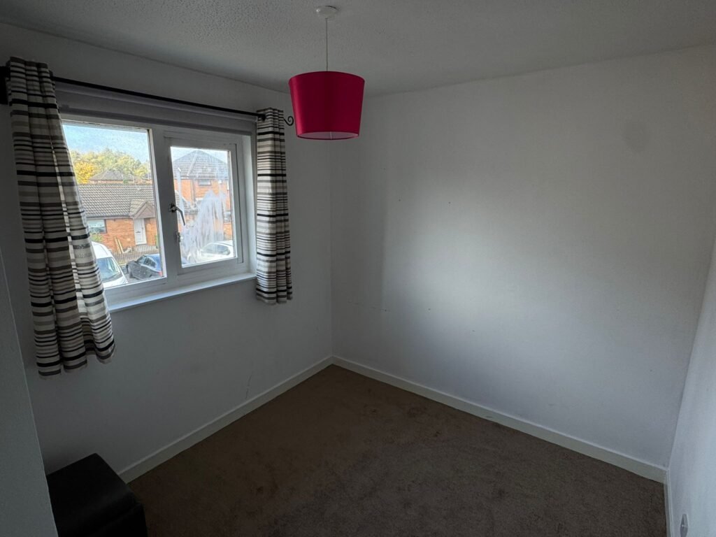 WhatsApp Image 2025-10-28 at 12.35.55 (2)