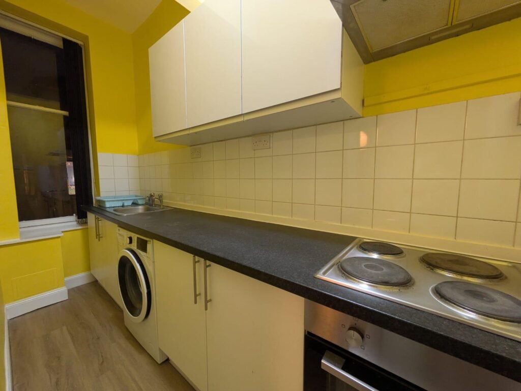 WhatsApp Image 2025-11-11 at 10.30.44 (2)