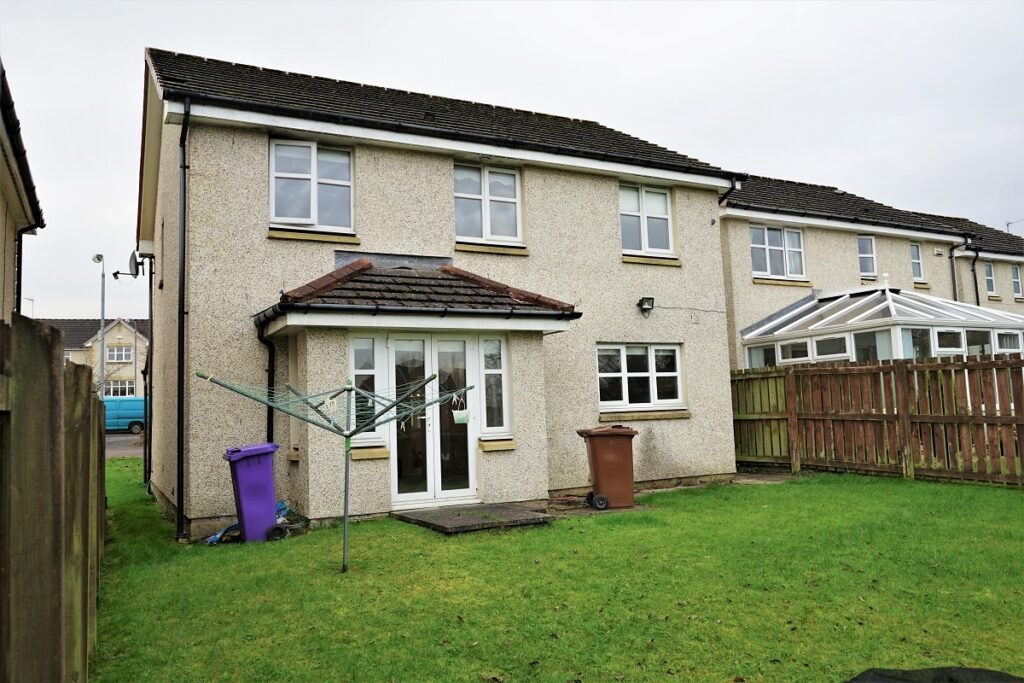 37-Langlook-Road-Crookston-Glasgow-G53-7NP-Back