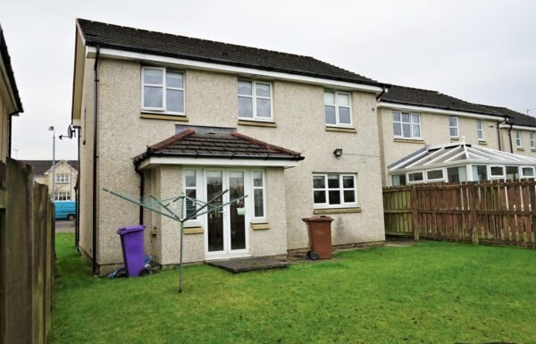 37-Langlook-Road-Crookston-Glasgow-G53-7NP-Back