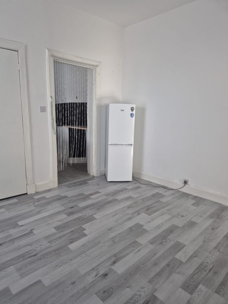 WhatsApp Image 2026-04-14 at 13.39.13 (6)