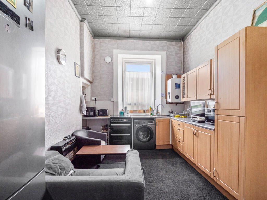 3 Estate Lenz
